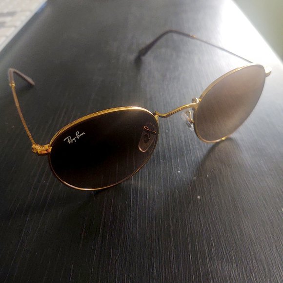 Women's Sunglasses - Picture 5 of 6